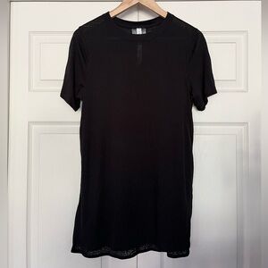 {Lululemon} Short Sleeve Crewneck Veil Tee in Veil Black - Womens 6